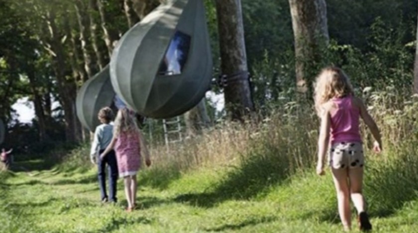 To introduce Tree Tent or Tranendreef by Dré Wapenaar. Image by Dré Wapenaar