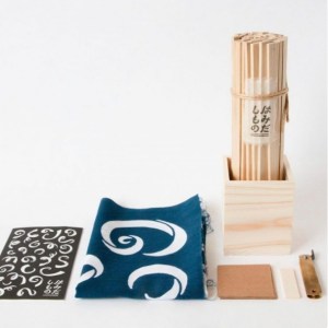 Hamidashimono kit by Jan Chipchase, James Gibson and Eko Hayashi with the support from Lotus LLC of Japan.