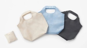 Two Layer Bag by Nendo/Oki Sato. Image by Akihiro Yoshida.